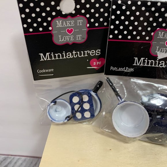 Make It Love It Miniatures Doll House Accessories Cookware Pitcher And More NWT - Picture 2 of 12